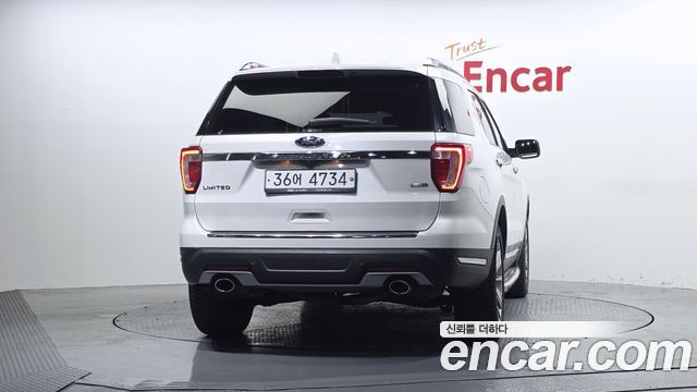 Ford Explorer 2.3 Limited 4WD 5th 2018 — фото 4