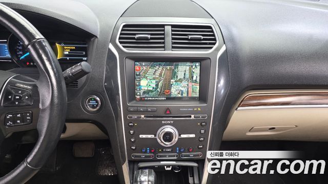 Ford Explorer 2.3 Limited 4WD 5th 2018 — фото 14