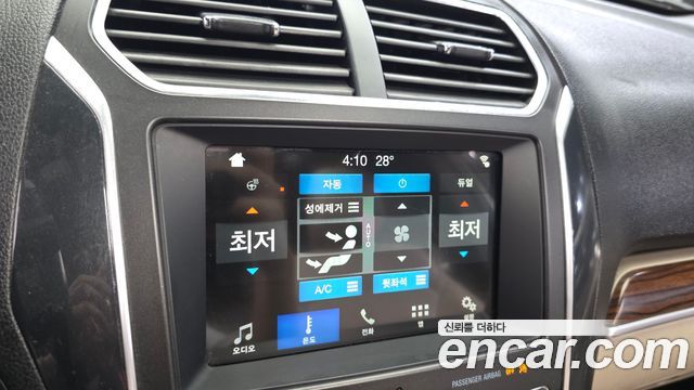 Ford Explorer 2.3 Limited 4WD 5th 2018 — фото 18