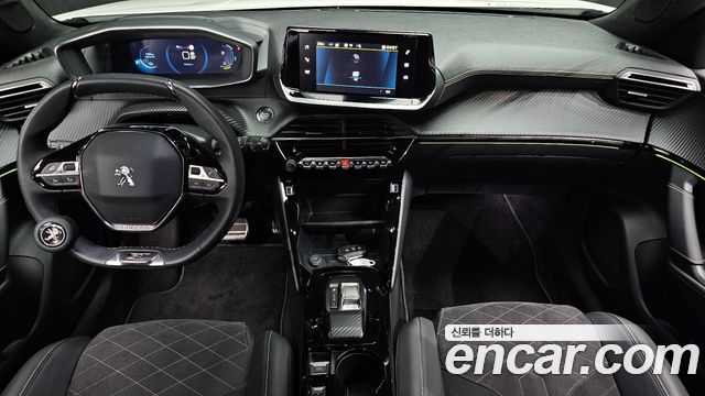 Peugeot e-2008 (II) EV GT 2023 — фото 7