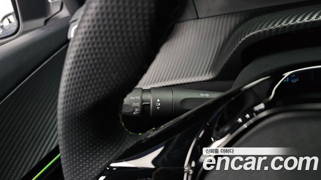 Peugeot e-2008 (II) EV GT 2023 — фото 27