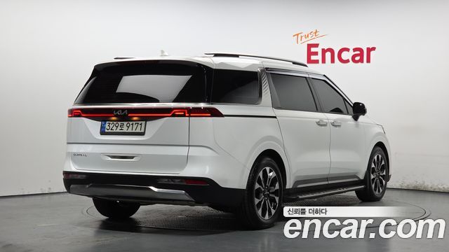Kia Carnival (IV) Gasoline 9-Seater Signature 2023 — фото 2
