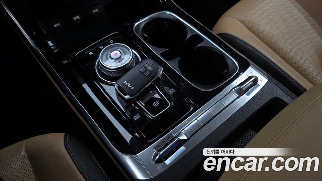 Kia Carnival (IV) Gasoline 9-Seater Signature 2023 — фото 9