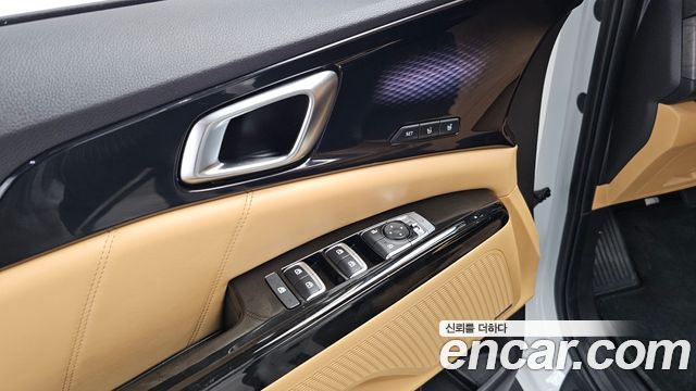 Kia Carnival (IV) Gasoline 9-Seater Signature 2023 — фото 18