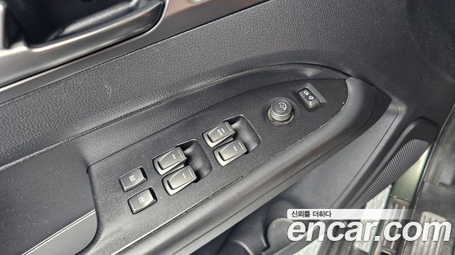 KG Mobility (SsangYong) Rexton Sports Khan Diesel 2.2 4WD Noblesse 2021 — фото 27