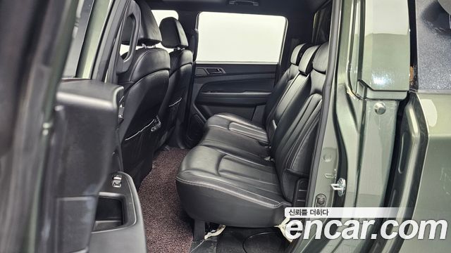 KG Mobility (SsangYong) Rexton Sports Khan Diesel 2.2 4WD Noblesse 2021 — фото 28