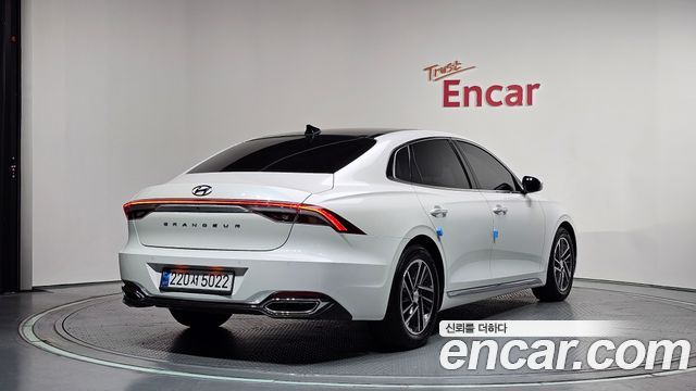 Hyundai Grandeur (IG) 2.5 Premium Choice 2021 — фото 2