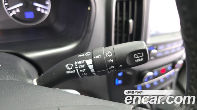 Hyundai Grand Starex Van 5-Seater Smart 2021 — фото 20