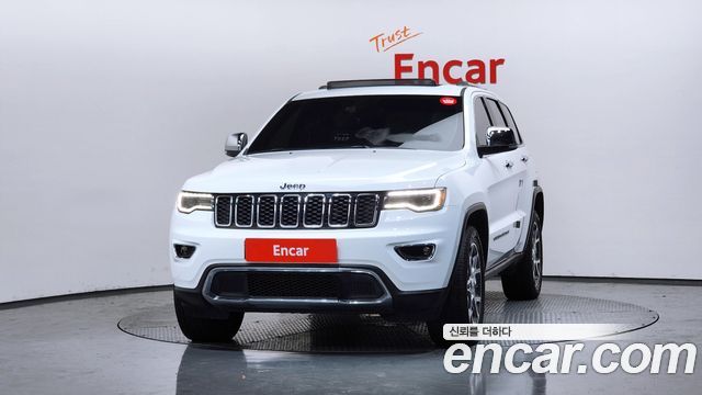 Jeep Grand Cherokee 3.6 Limited WK2 2021 — фото 3