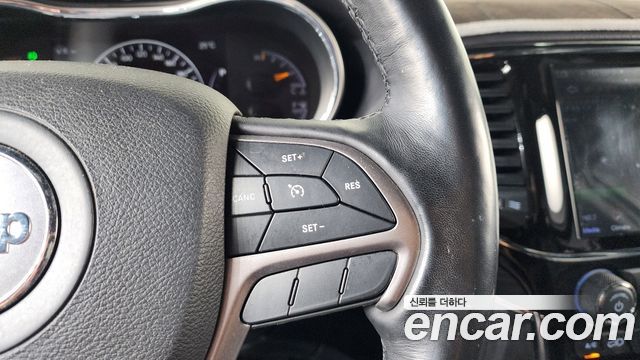 Jeep Grand Cherokee 3.6 Limited WK2 2021 — фото 30