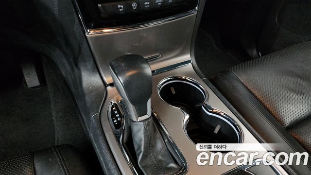 Jeep Grand Cherokee 3.6 Limited WK2 2021 — фото 32