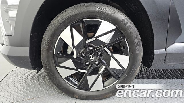 Hyundai Kona (SX2) Gasoline 1.6 Turbo 4WD Premium 2025 — фото 5