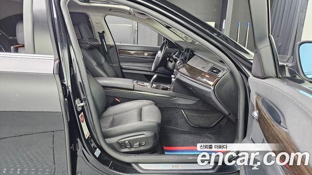 BMW 7 Series (F01) 730Ld 2013 — фото 12