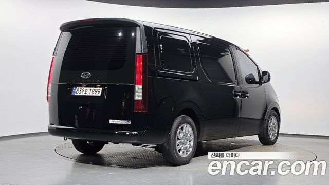 Hyundai Staria Cargo 3-Seater Modern 2023 — фото 2