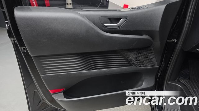 Hyundai Staria Cargo 3-Seater Modern 2023 — фото 24
