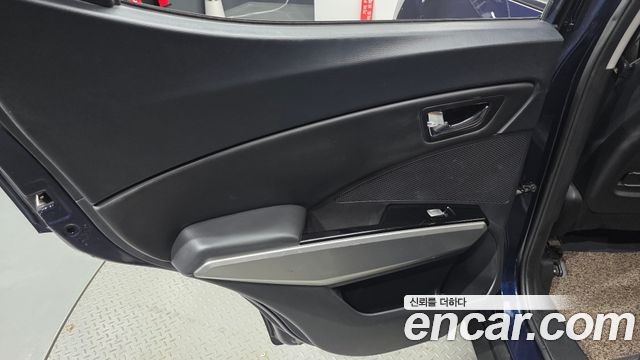 KG Mobility (SsangYong) Tivoli Diesel VX 2WD 2016 — фото 25