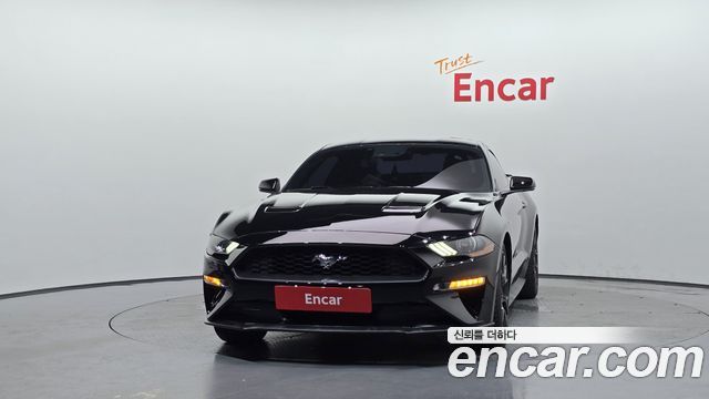 Ford Mustang Coupe 2019 — фото 3