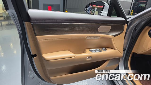 Genesis G90 (RS4) Gasoline 3.5 Turbo AWD 2023 — фото 24