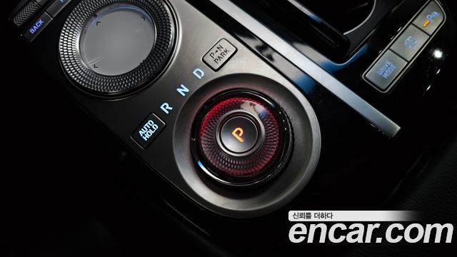 Genesis G80 (RG3) Gasoline 2.5 Turbo AWD 2022 — фото 9