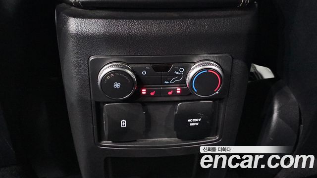 Ford Explorer (VI) 2.3 LimIted 4WD 2020 — фото 19