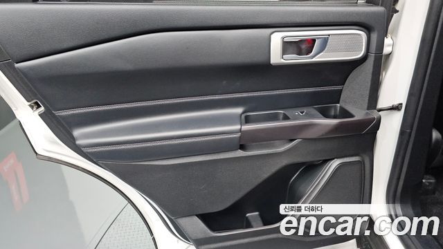 Ford Explorer (VI) 2.3 LimIted 4WD 2020 — фото 25