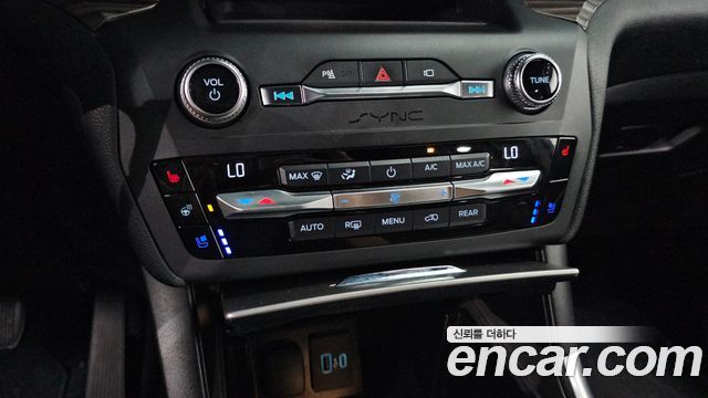 Ford Explorer (VI) 2.3 LimIted 4WD 2020 — фото 33