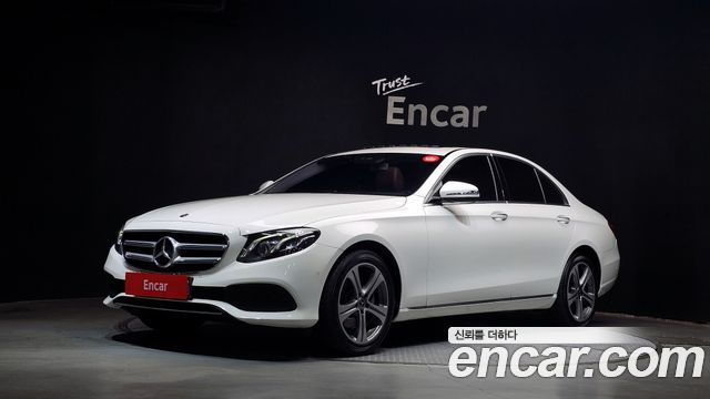 Mercedes-Benz E-Class (W213) E220d Avantgarde 2019 — фото 1