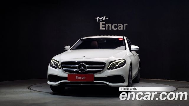 Mercedes-Benz E-Class (W213) E220d Avantgarde 2019 — фото 3