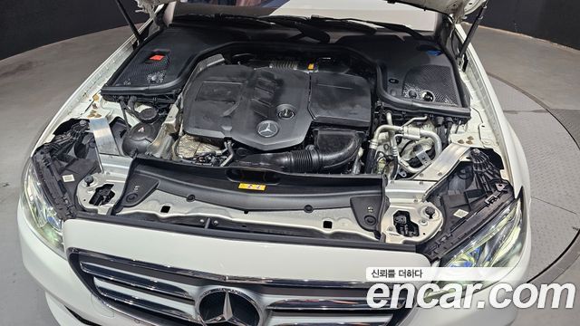 Mercedes-Benz E-Class (W213) E220d Avantgarde 2019 — фото 6