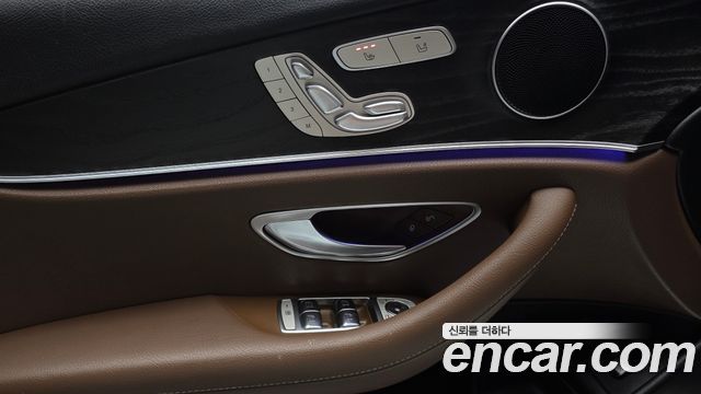 Mercedes-Benz E-Class (W213) E220d Avantgarde 2019 — фото 15