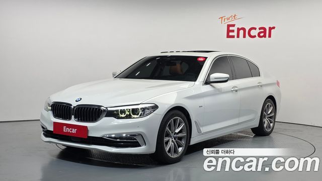 BMW 5 Series (G30) 520i Luxury 2018 — фото 1