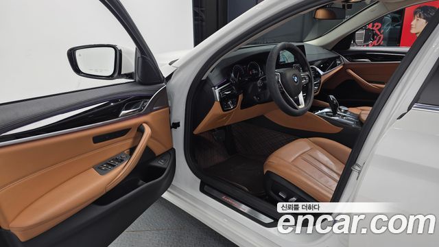 BMW 5 Series (G30) 520i Luxury 2018 — фото 10