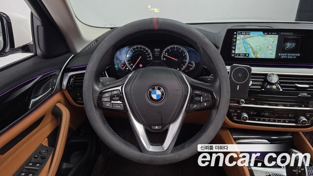 BMW 5 Series (G30) 520i Luxury 2018 — фото 13
