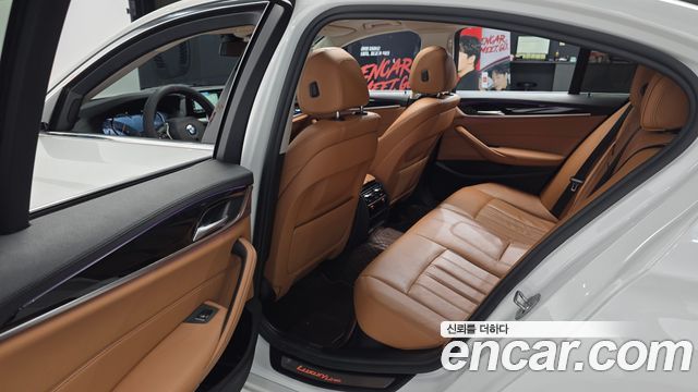 BMW 5 Series (G30) 520i Luxury 2018 — фото 26