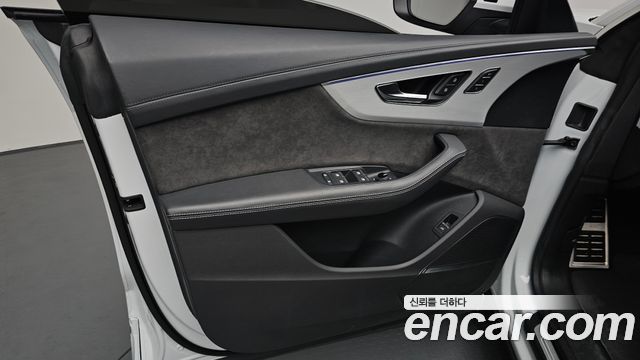 Audi Q8 (4M) 50 TDI Quattro Premium 2021 — фото 24