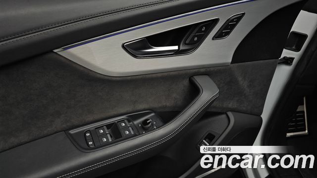 Audi Q8 (4M) 50 TDI Quattro Premium 2021 — фото 31