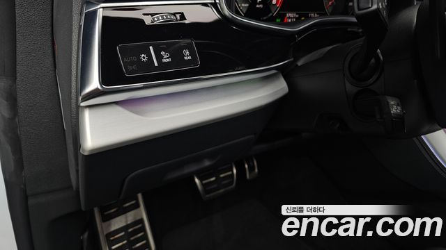 Audi Q8 (4M) 50 TDI Quattro Premium 2021 — фото 32