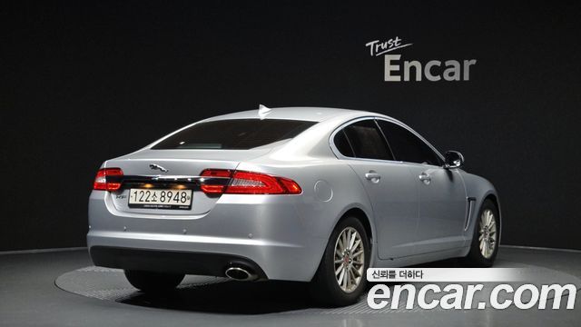 Jaguar XF 2.2D Luxury X250 2014 — фото 2