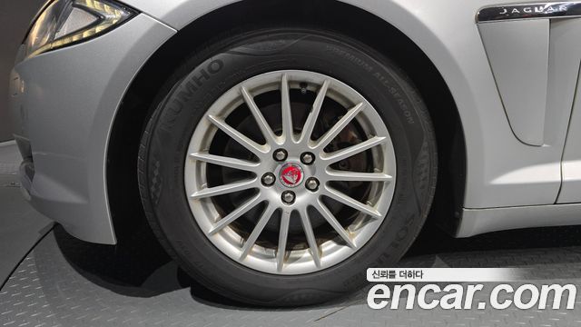 Jaguar XF 2.2D Luxury X250 2014 — фото 5