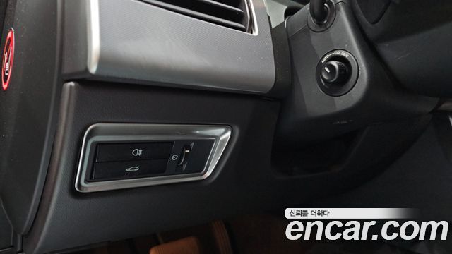 Jaguar XF 2.2D Luxury X250 2014 — фото 18