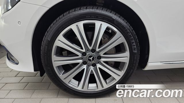 Mercedes-Benz E-Class (W213) E300e 4MATIC Exclusive 2023 — фото 5