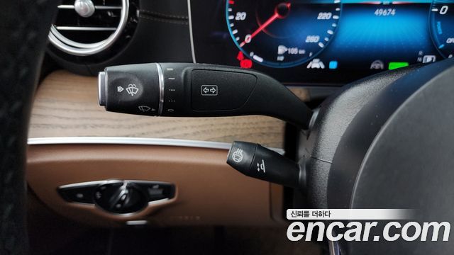 Mercedes-Benz E-Class (W213) E300e 4MATIC Exclusive 2023 — фото 27