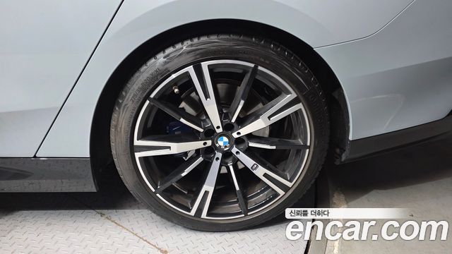 BMW 5 Series (G60) 530i xDrive M Sport 2024 — фото 21