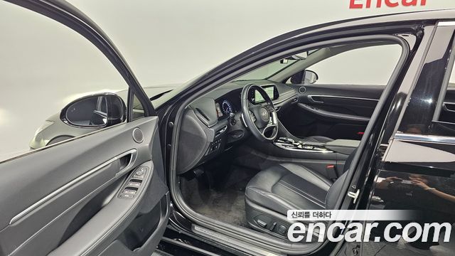 Hyundai Sonata (DN8) 2.0 Premium Plus 2022 — фото 10