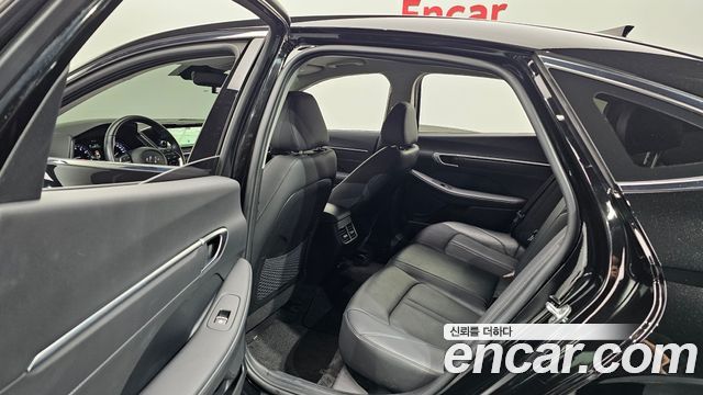 Hyundai Sonata (DN8) 2.0 Premium Plus 2022 — фото 11