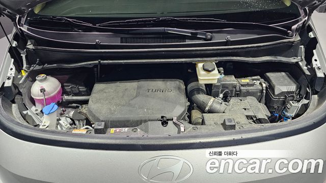 Hyundai Staria 4WD Tourer 11-Seater Modern 2025 — фото 6
