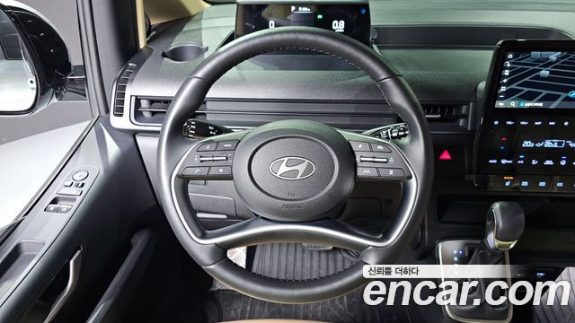 Hyundai Staria 4WD Tourer 11-Seater Modern 2025 — фото 11
