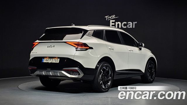 Kia Sportage (V) Gasoline 1.6 Turbo 2WD Signature 2022 — фото 2