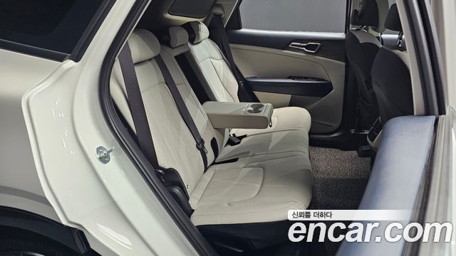 Kia Sportage (V) Gasoline 1.6 Turbo 2WD Signature 2022 — фото 11