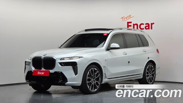BMW X7 (G07) xDrive 40i M Sport 7STR 2025 — фото 1